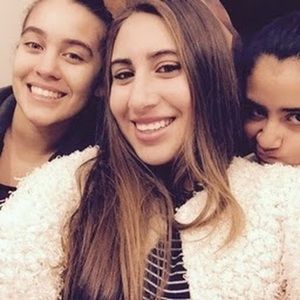 Meet your Posher, Sharon